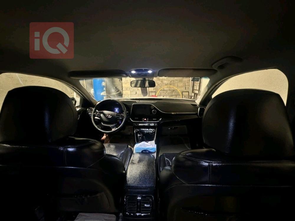 هيونداي أزيرا